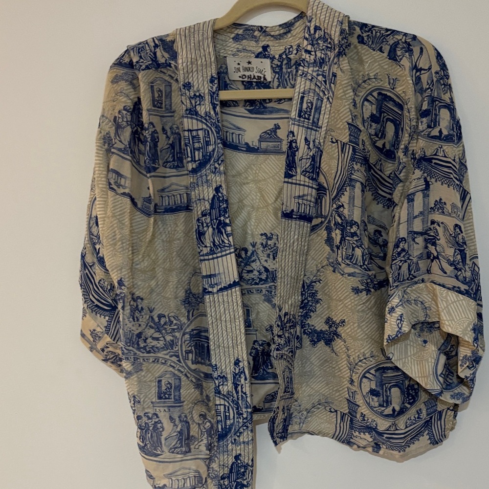 One hundred stars blue cropped kimono